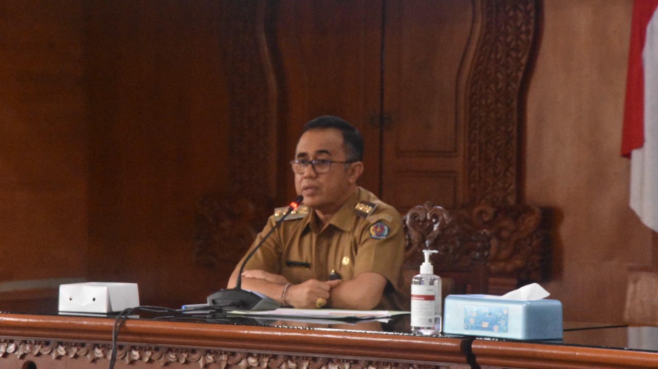 Pastikan Selesai Tepat Waktu Walikota IGN. Jaya Negara Pimpin Rakor Progres Pembangunan TPST dan TPS3R