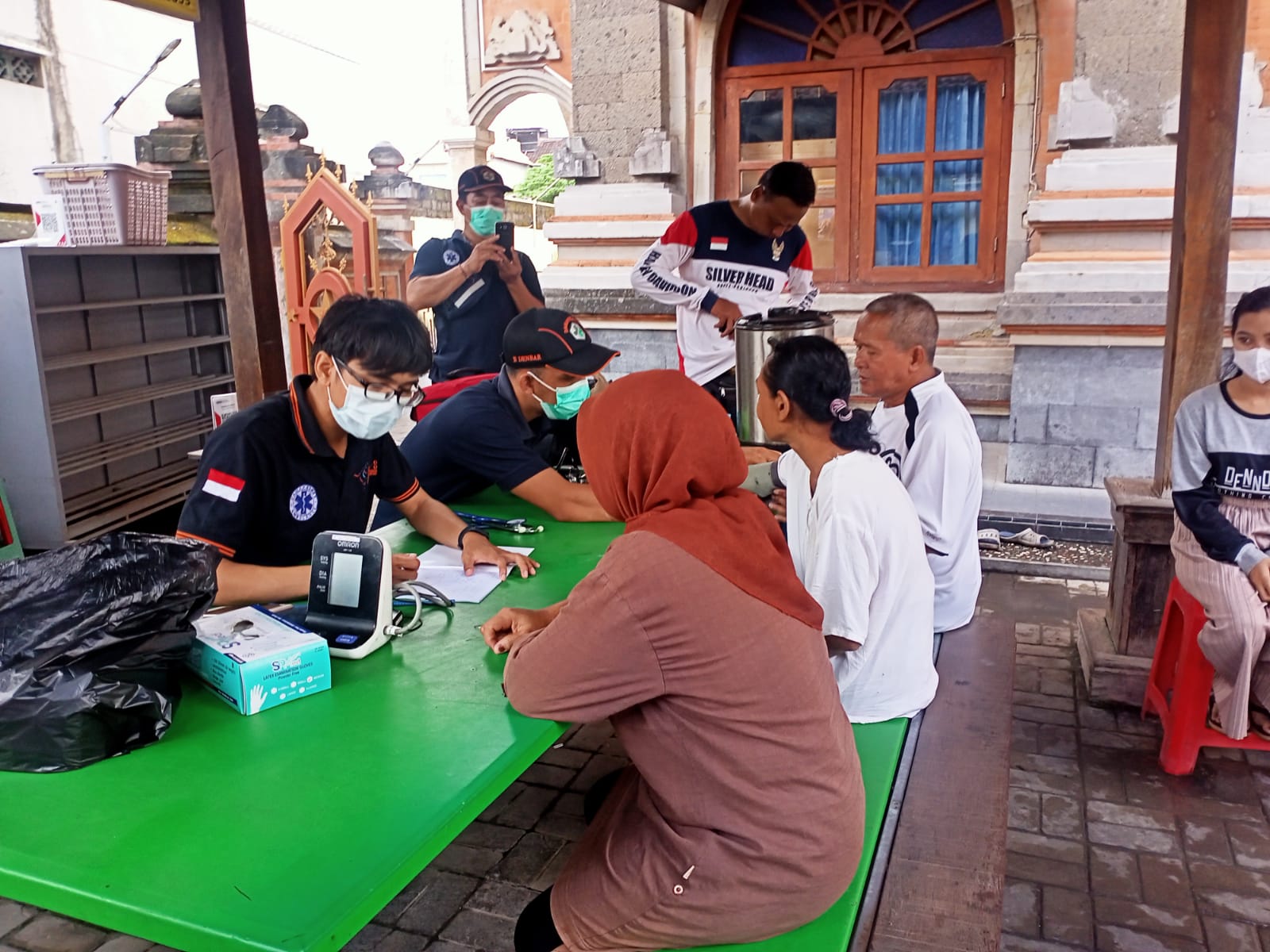 Pasca Banjir, Pemkot Berikan Pelayanan Kesehatan Untuk Masyarakat Terdampak.