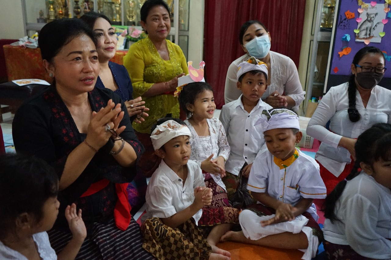 Apresiasi Kinerja Bunda Paud,  Ny. Sagung Antari Jaya Negara Lakukan Kunjungan Lapangan.