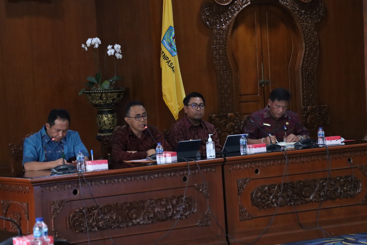 Hadapi Bencana Hidrometeorologi  Pemkot Denpasar Gelar Rakor  Manajemen Kesiapsiagaan Bencana