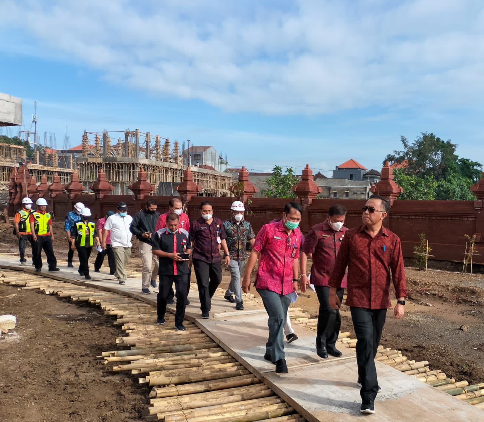 Walikota Jaya Negara Tinjau Proyek Fisik di Kota Denpasar   Pastikan Pembangunan Tepat Mutu, Tepat Waktu dan Tepat Guna