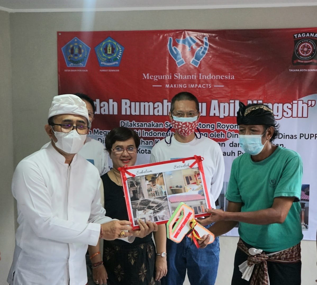 Jaya Negara Serahkan Bedah Rumah “Vasudhaiva Kutumbakan”