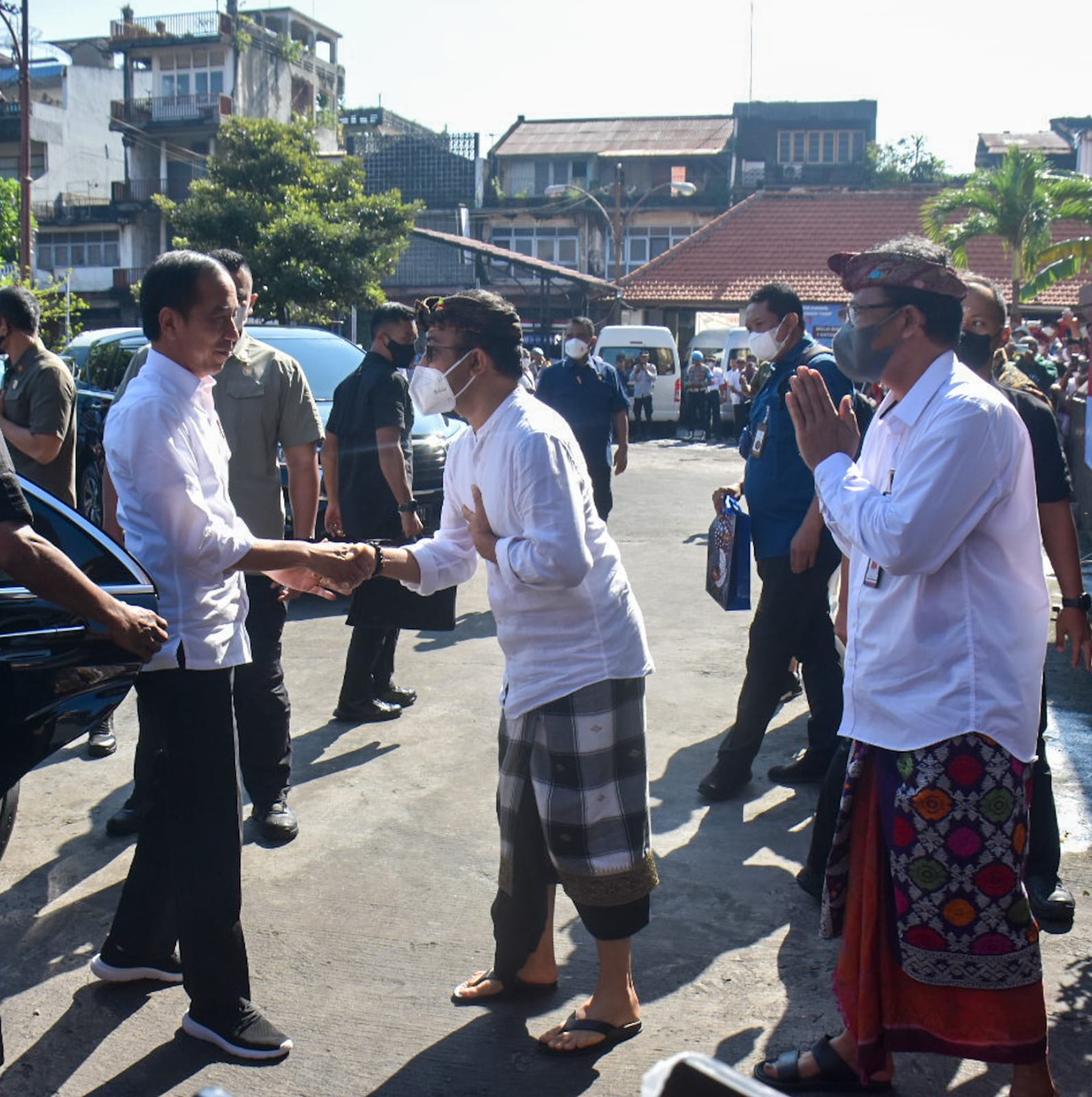Walikota Jaya Negara Dampingi Kunjungan Presiden RI, Joko Widodo di Pasar Badung