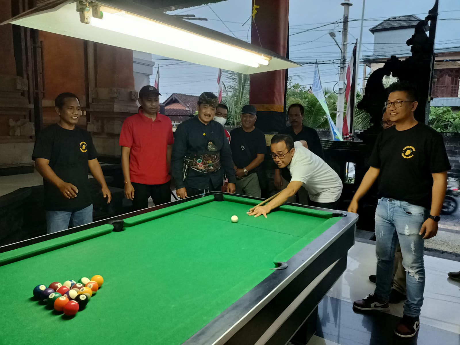 Gali Potensi Atlet Billiard  Walikota Jaya Negara Buka Turnamen Billiard ST Semadhi Dharma Putra Br. Poh Gading.