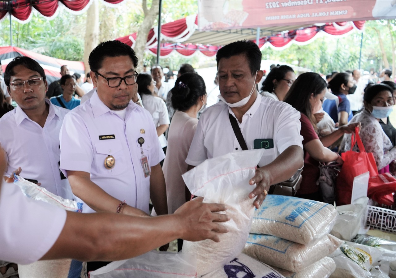 Sediakan Kebutuhan Pokok Dengan Harga Terjangkau  Pemkot Denpasar Kembali Gelar Operasi Pasar.
