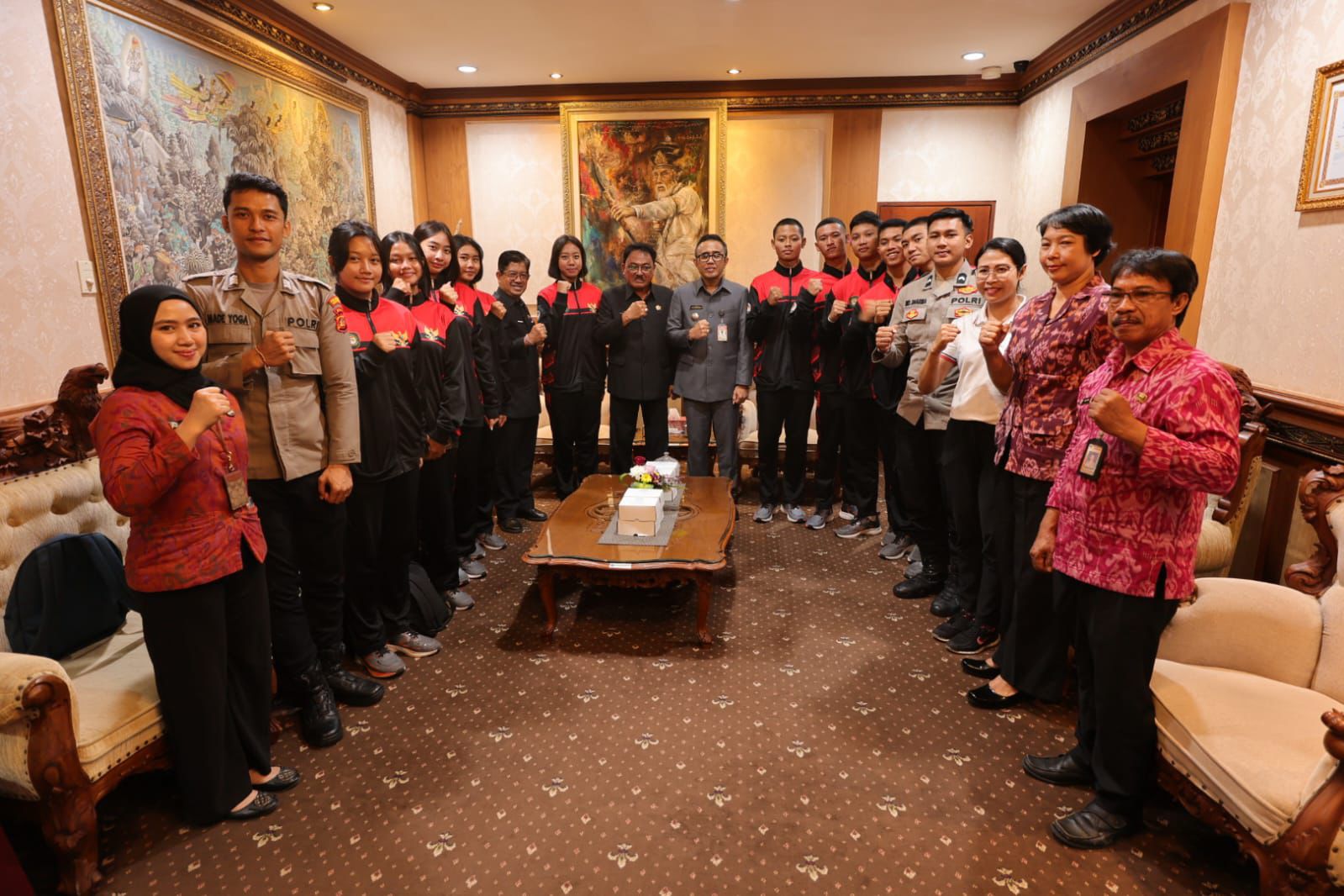 Dua Putra dan Putri Kota Denpasar Lolos Seleksi Paskibraka Tingkat Nasional Wali Kota Jaya Negara Berpesan Jalankan Tugas Dengan Penuh Tanggung Jawab 