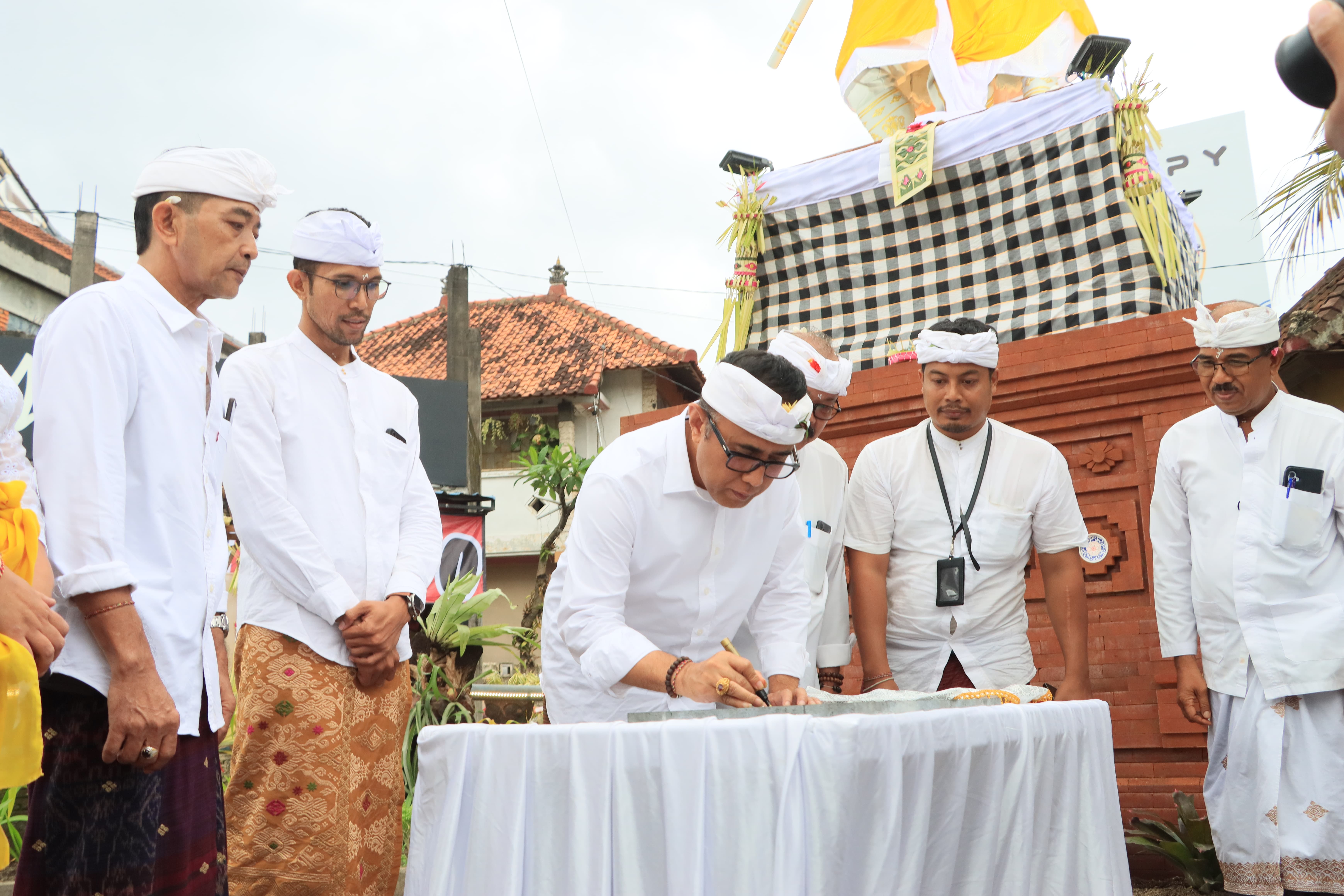 Gambar 1