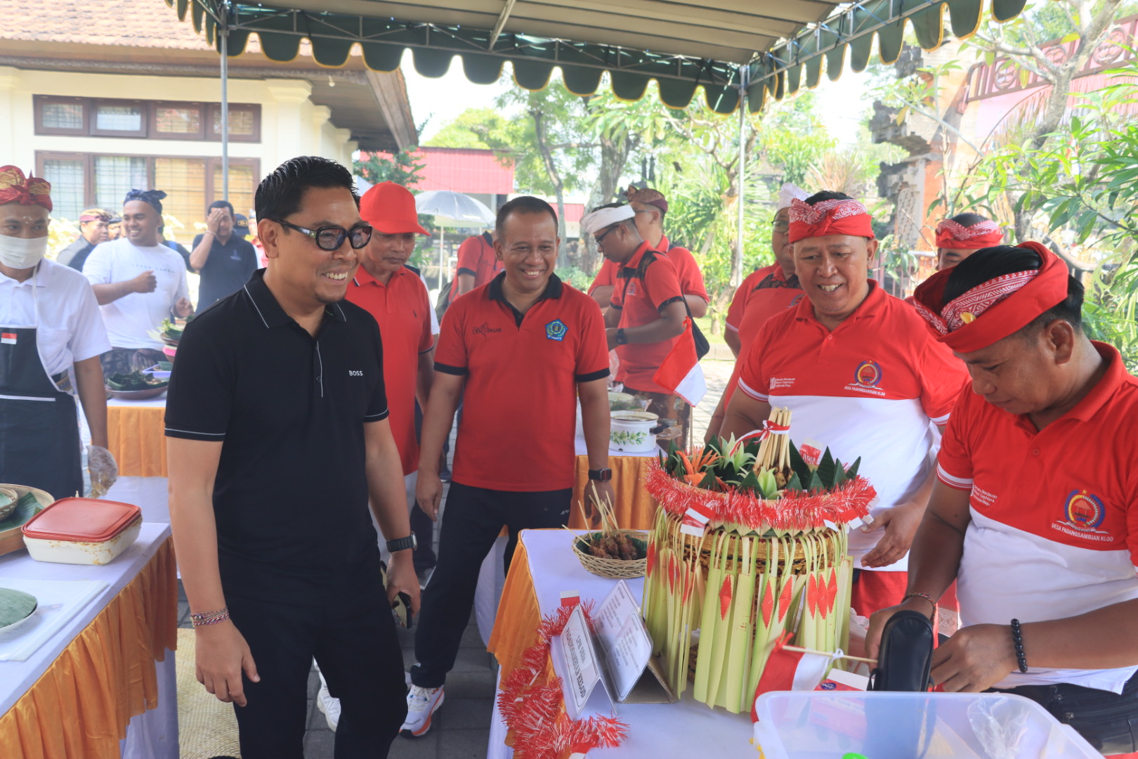 Kemeriahan HUT ke-80 RI di Kecamatan Denbar Wawali Arya Wibawa Buka Lomba Masak Sate Rasa Nusantara