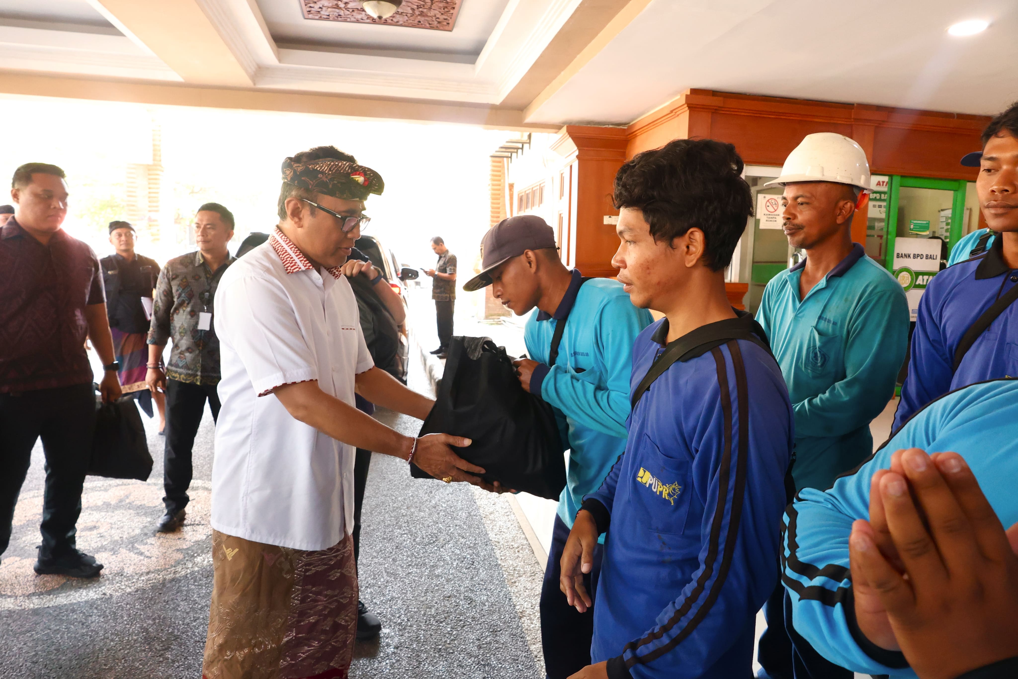 Gambar 1