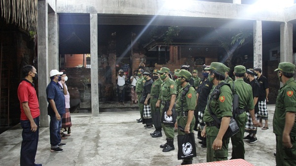 Putus Penyebaran COVID-19, Desa Dauh Puri Kaja Gelar Pendataan Penduduk Non Permanen dengan Sosialisasi Protokol Kesehatan.