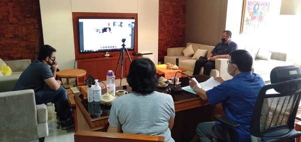 Sekda Rai Iswara Jadi Pembicara WEBINAR "Less Nois City"