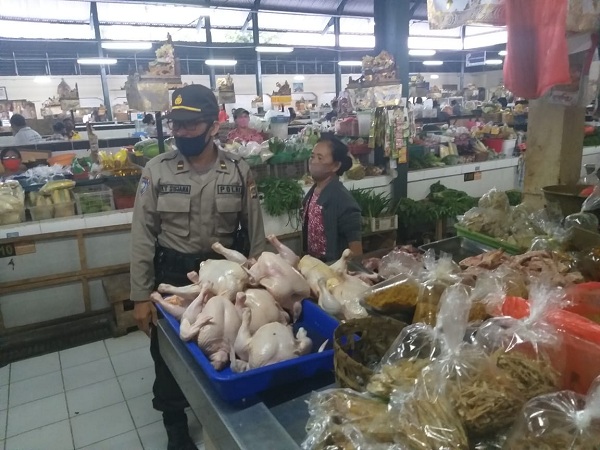 Kelurahan Panjer Gelar Pemantauan Protokol Kesehatan, di Pasar Rakyat.