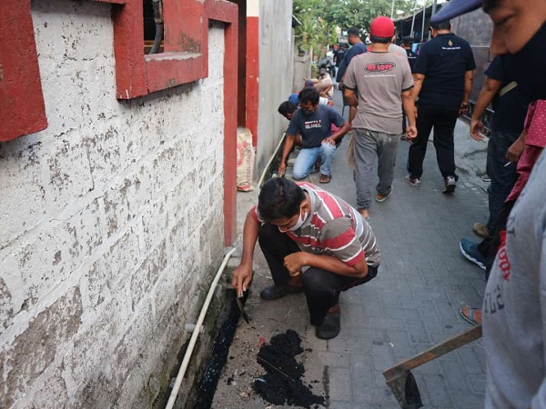Bantu Menambah Pendapatan Masyarakat Pengangguran dan Keluarga Miskin, Desa Dangin Puri Kelod Laksanakan Program PKT