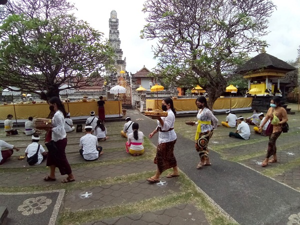 Pujawali di Pura Agung Jagatnatha Denpasar Digelar Sehari, Terapkan Protokol Kesehatan, Umat Diimbau Ngayat Dari Rumah
