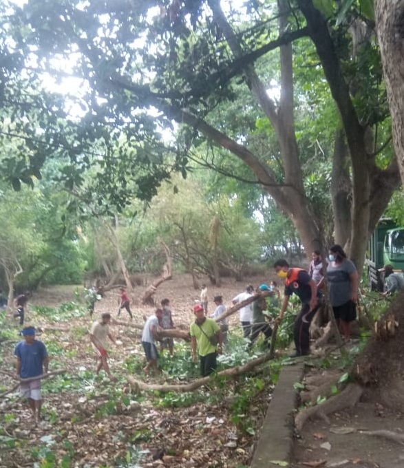 BPBD Denpasar Gandeng Krama Adat Gelar Aksi Kebersihan di Pantai Matahari Terbit