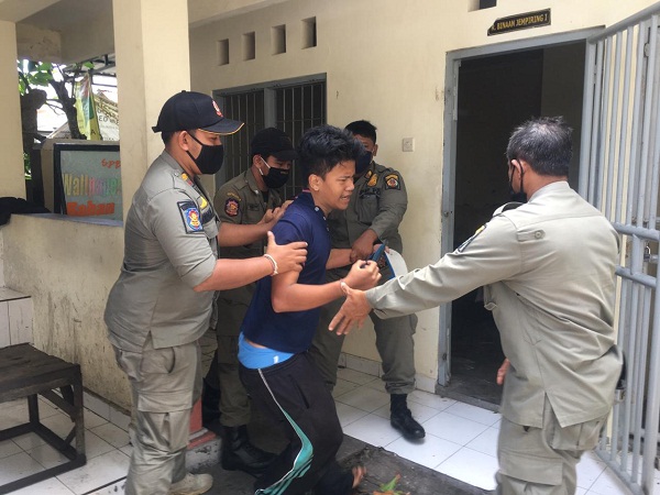Ganggu Ketertiban Umum, Sat Pol PP Denpasar Amankan Pengamen dan Orang Linglung
