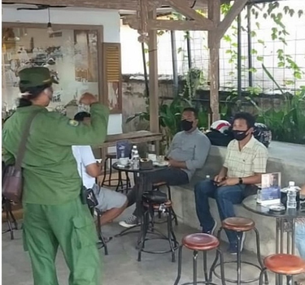 Gugah Kesadaran Masyarakat Tingkatkan Disiplin Terapkan Prokes, Kelurahan Dangin Puri Gelar Patroli Wilayah, Sosialisasi dan Edukasi Rutin