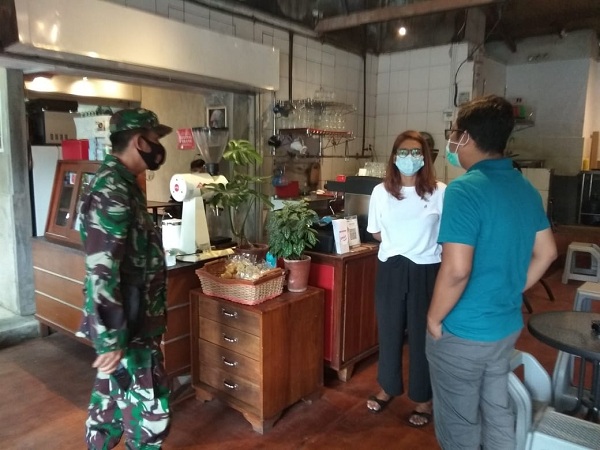 Putus Penyebaran Covid-19, Kelurahan Dangin Puri Gelar Operasi Prokes