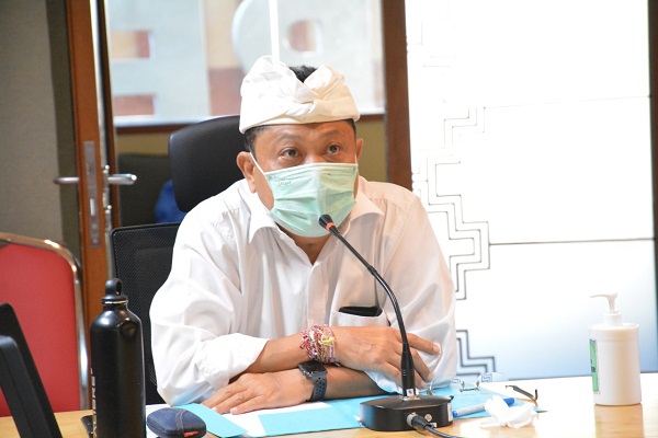 Denpasar Kembali Mengalami Lonjakan Kasus Covid-19, 126 Nakes Terpapar Covid 19. Rai Mantra Instruksikan Fokus Penanganan Dari Desa/Kelurahan Beresiko Tinggi, Gugah Kemandirian Masyarakat Lakukan Pencegahan