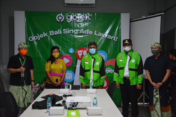 Berikan Kenyamanan Pelanggan, Wawali Jaya Negara Launching Separator Gojek