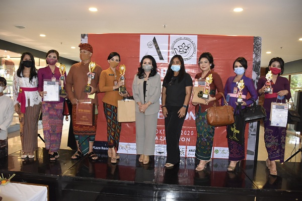 Serangkaian Asbest Festival Ke- 3, Terapkan Prokes Dengan Ketat, Asbest Gelar Lomba Busana Adat Ke Kantor.