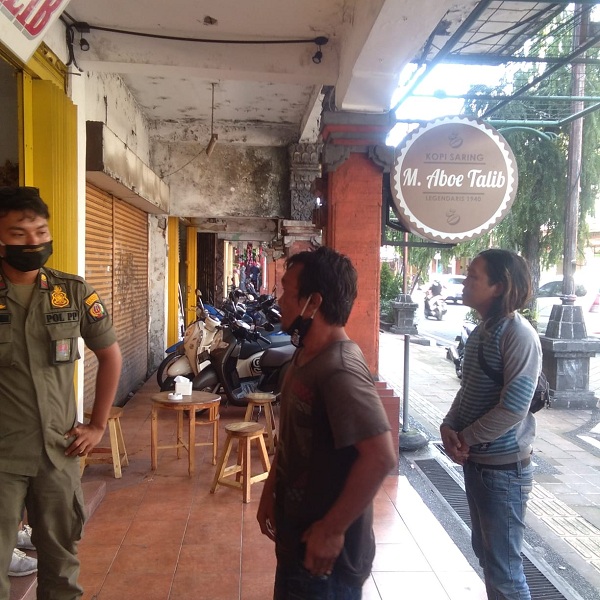 Satpol PP Kota Denpasar Tertibkan 2 Orang Pelaku Pemalakan