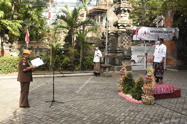Ditengah Pandemi Covid - 19 Peringatan Hari Pahlawan Nasional Tahun 2020 Di Kota Denpasar Tetap Berjalan Khidmat, Dengan Prokes Yang Ketat.