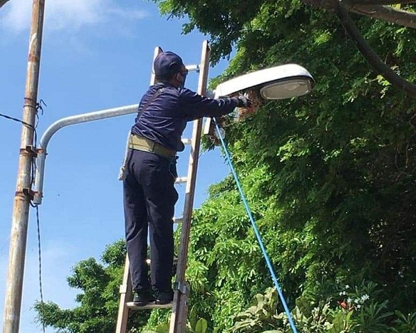 Dukung Keamanan dan Kenyamanan di Jalan Raya, Dishub Denpasar Intensifkan Perawatan LPJU
