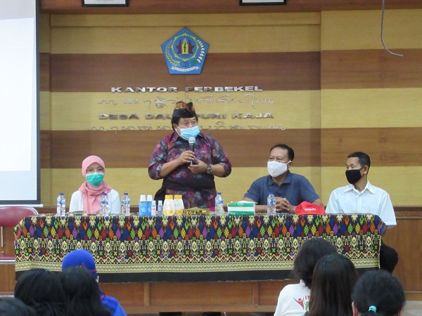 Pemkot Denpasar Libatkan Peran Serta Pihak Swasta, Lakukan Sosialisasi Prokes Bersama PKK Di Desa Dauh Puri Kaja.