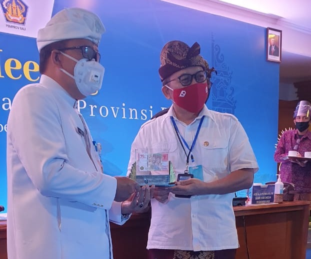 Sekda Rai Iswara Terima Uang Edisi Khusus 75 Ribu