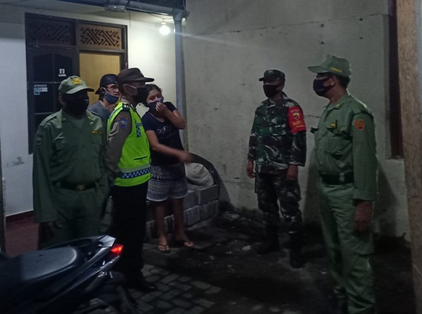 Putus Penyebaran COVID-19, Desa Dauh Puri Klod Data Penduduk Non Permanen dengan Sosialisasi Protokol Kesehatan.