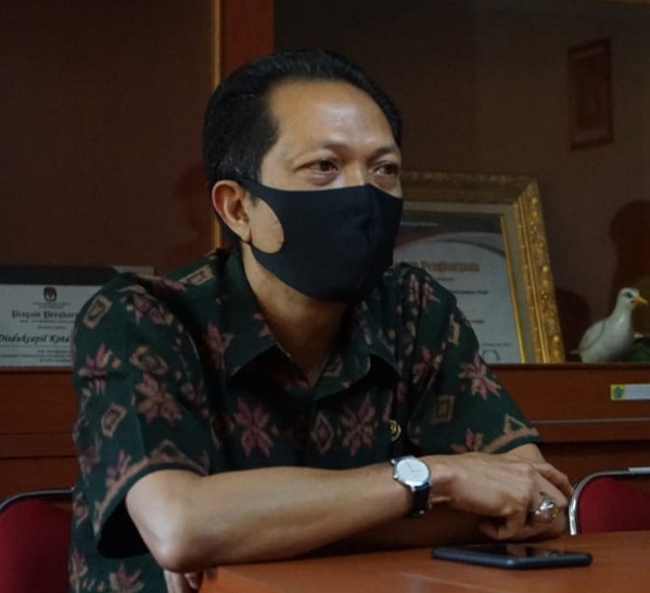 Cukup Bawa KK, Masyarakat Denpasar Yang Hendak Lakukan Perekaman dan Cetak E-KTP Bisa Langsung di Kecamatan, Layanan Si Taring Disdukcapil Sediakan Quota 400 Pendaftar Setiap Hari