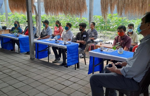 Petani Milenial di Kota Denpasar Dilatih Produksi Es Krim dan Sirup Jagung Manis