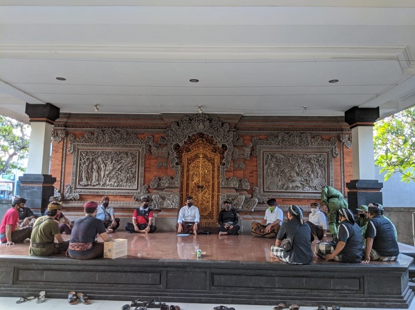 Memutus Mata Rantai Covid-19, Satgas Lingkungan Banjar Gaduh Sesetan Membuat Kesepakatan Bersama