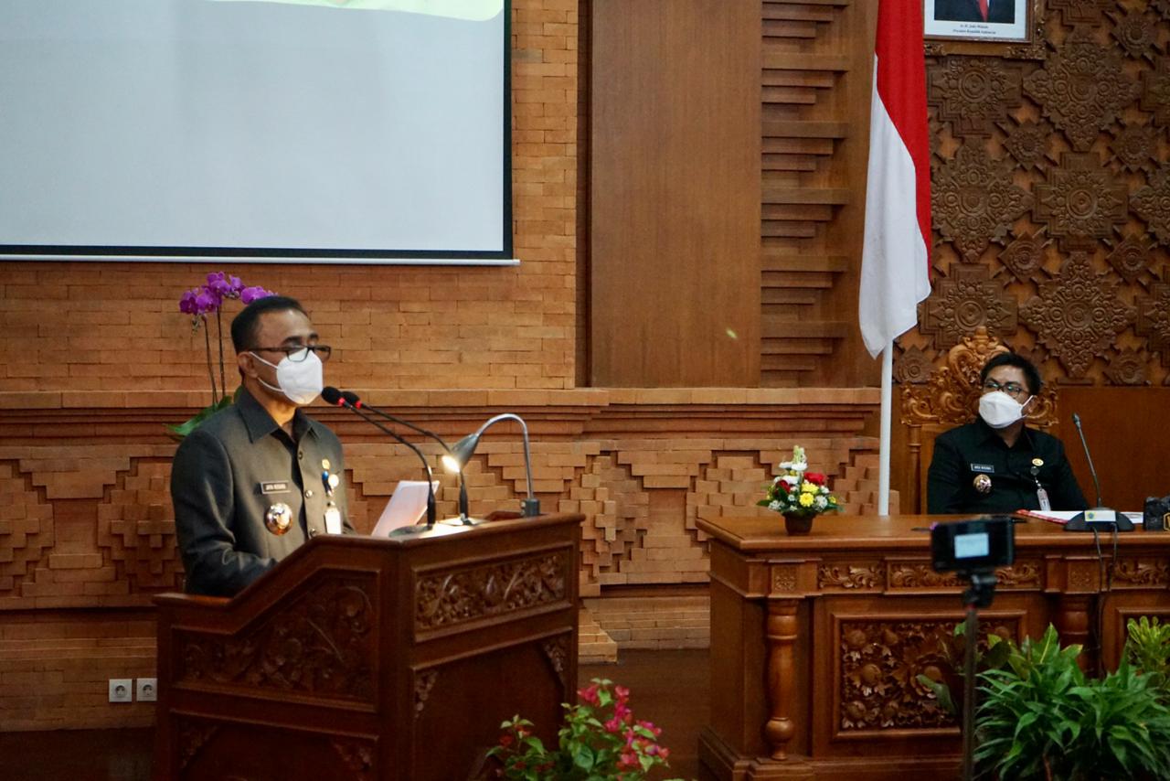 Jaya - Wibawa Sampaikan Pidato Perdana di Sidang Paripurna Dewan     Penanganan Covid-19 dan Pemulihan Ekonomi Masyarakat Jadi Program Prioritas Jangka Pendek