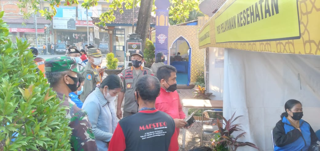 Cegah Penyebaran Covid 19, Tim Yustisi Kota Denpasar Berikan  Layanan   Rapid Test Antigen 