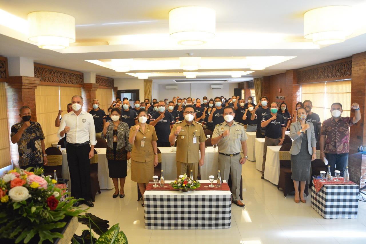 Tingkatkan Kompetensi Pemandu Wisata  Wawali Arya Wibawa Buka Pelatihan Pemandu Ekowisata