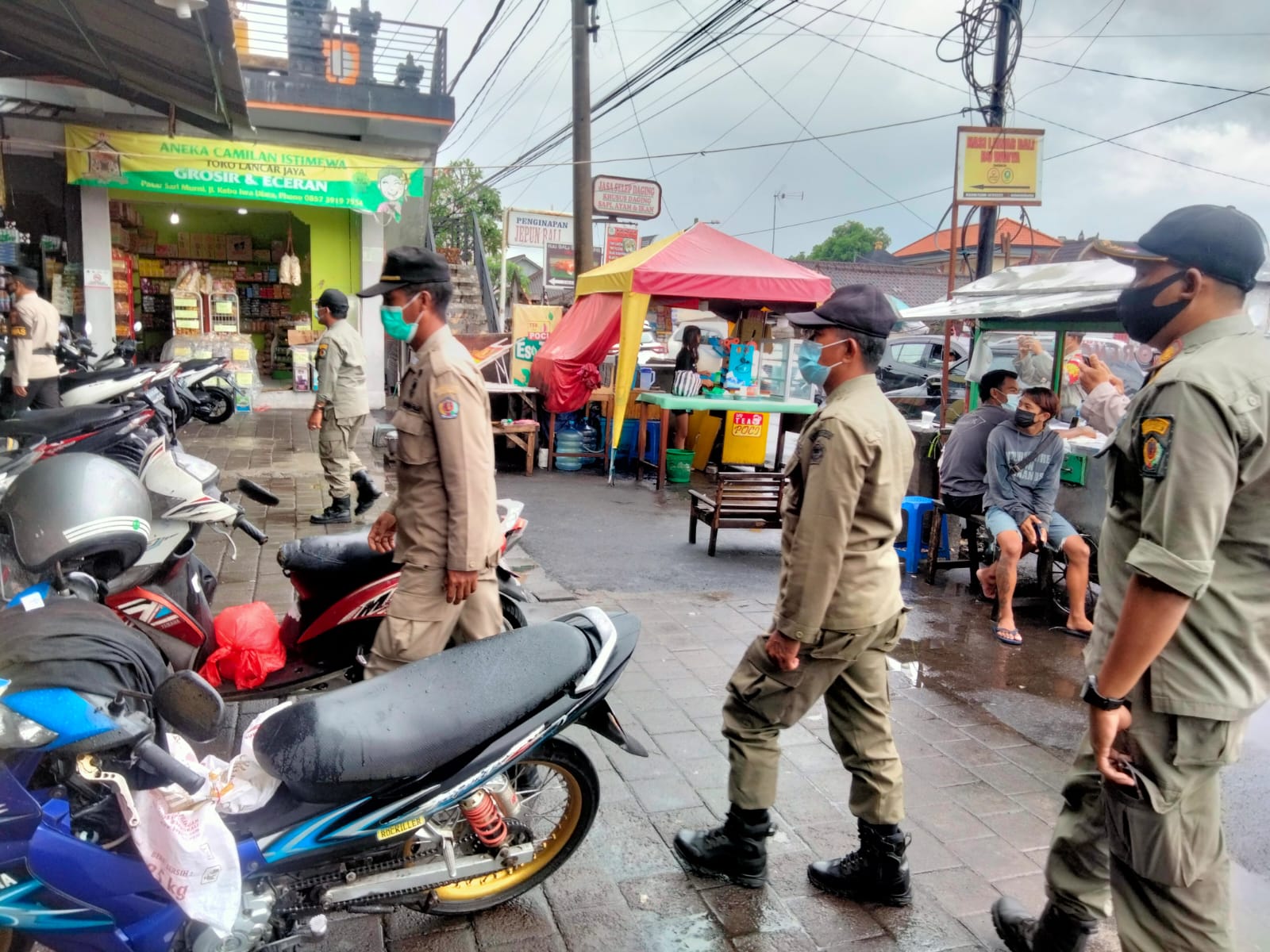 Tidak Gunakan Masker Tim Yustisi Bina Pelanggar Prokes