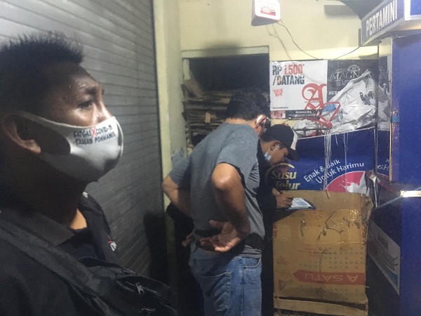 Buang Sampah Sembarangan, 10 Orang Pelanggar Di Tipiringkan Petugas Desa Dauh Puri Kaja