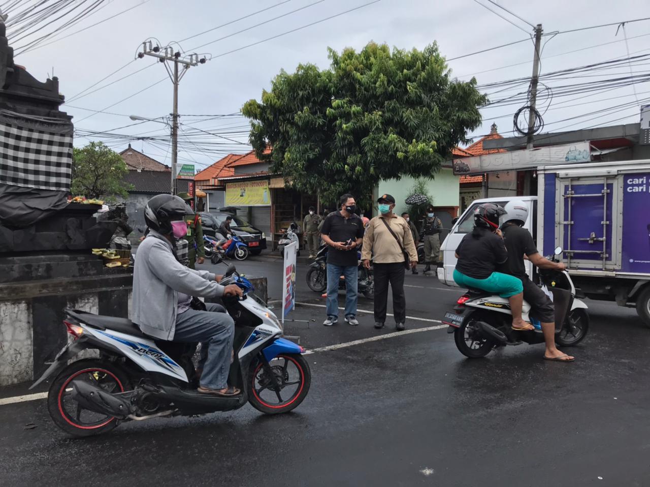 Terjaring Melanggar Prokes, Tim Yustisi Denpasar Rapid Test Antigen 15 Orang 