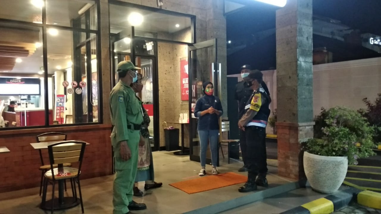 Desa Dauh Puri Kelod Gencarkan Patroli Wilayah