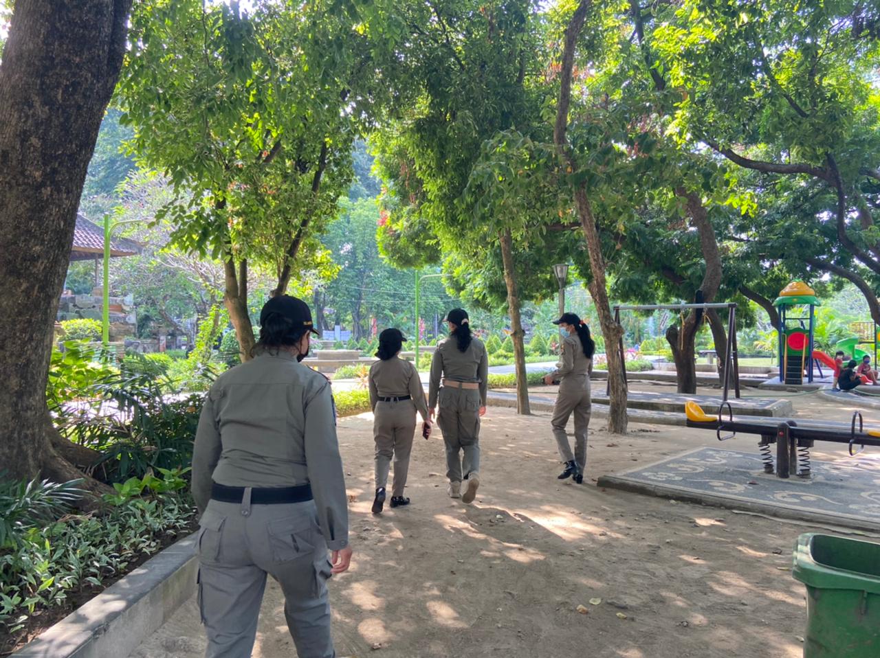 Maksimalkan Penerapan Prokes Tim Yustisi Laksanakan Pemantauan Di Beberapa Titik Di Kota Denpasar 