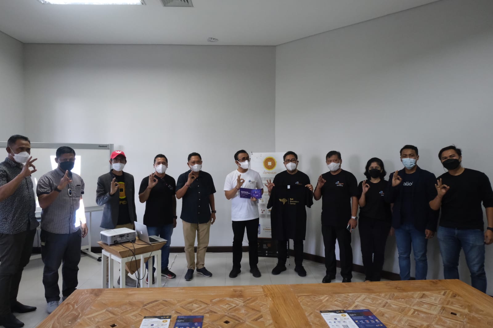 Walikota Jaya Negara Resmikan Bali Blockchain Center di DNA Denpasar  Jadi Langkah Awal Pengembangan Tranformasi Digital di Masyaraka