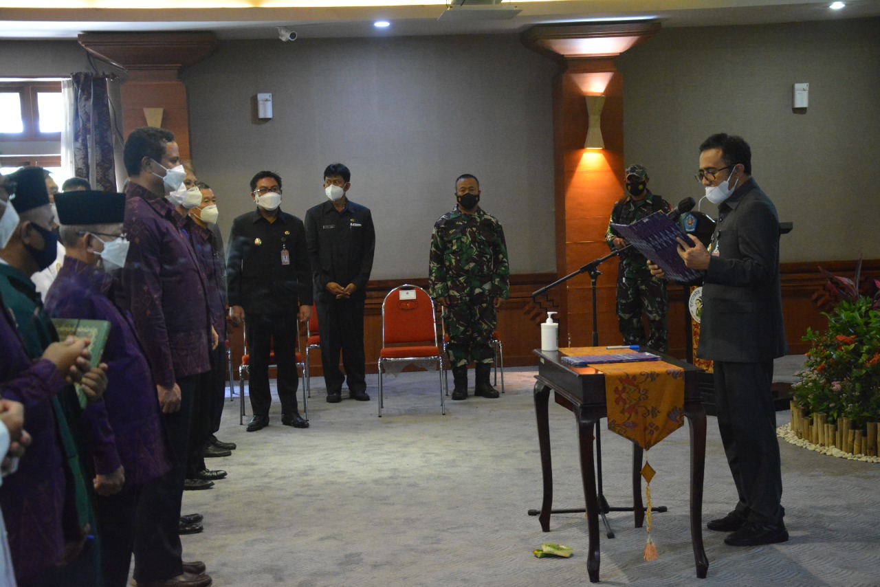 Walikota Jaya Negara Kukuhkan FKUB Kota Denpasar.