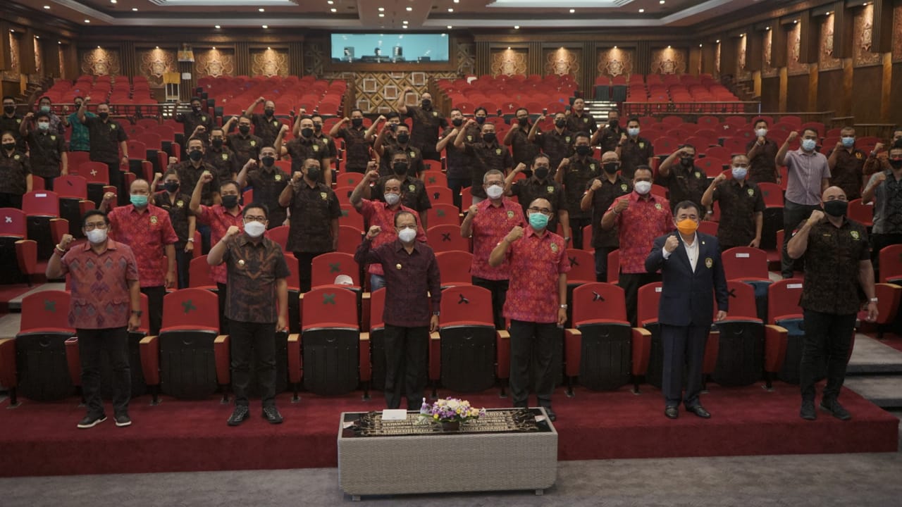 Dihadiri Gubernur Bali dan Wawali Denpasar Made Muliawan Arya Dilantik Jadi Ketua Pertina Bali