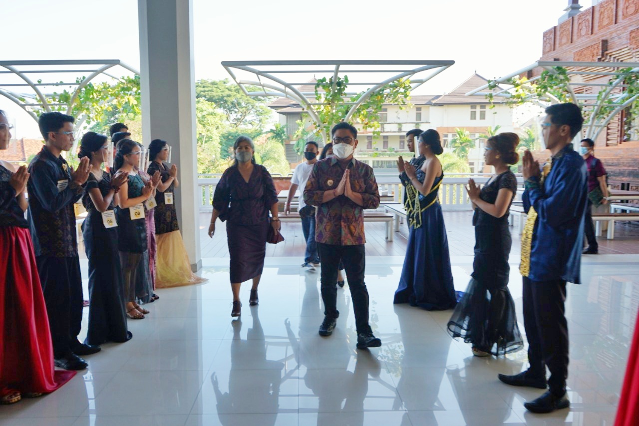 Buka Pemilihan Duta GenRe Arya Wibawa : Jadi Pelopor Generasi Muda Wujudkan Denpasar Maju