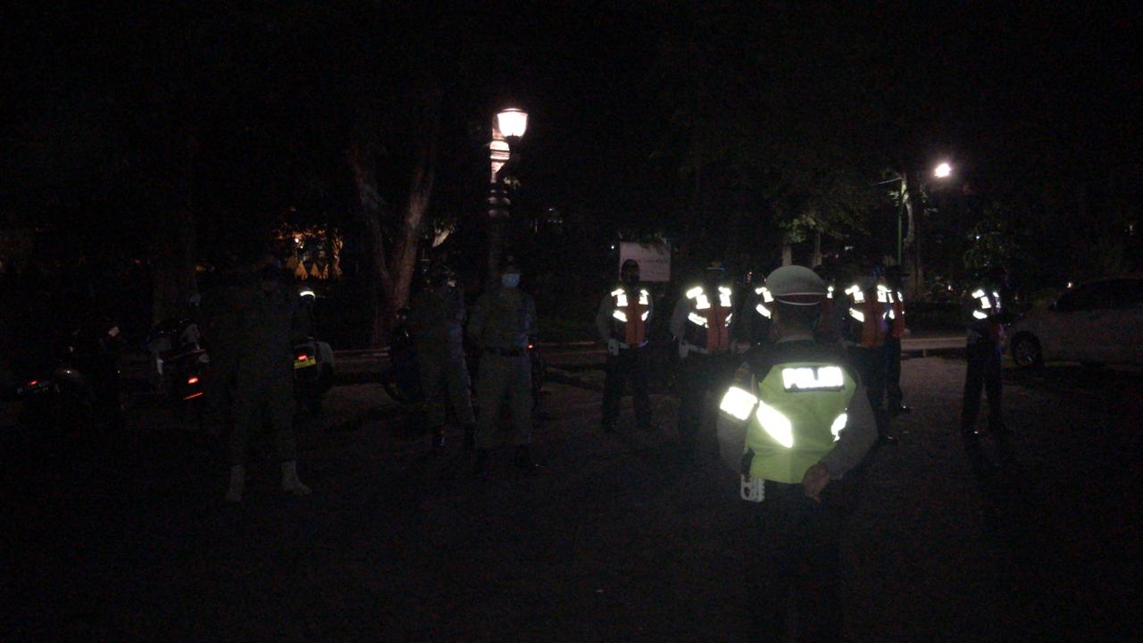 Cegah Penularan Covid19 Tim Yustisi Kota Denpasar Imbau Masyarakat dan Pelaku Usaha Untuk Taat Prokes