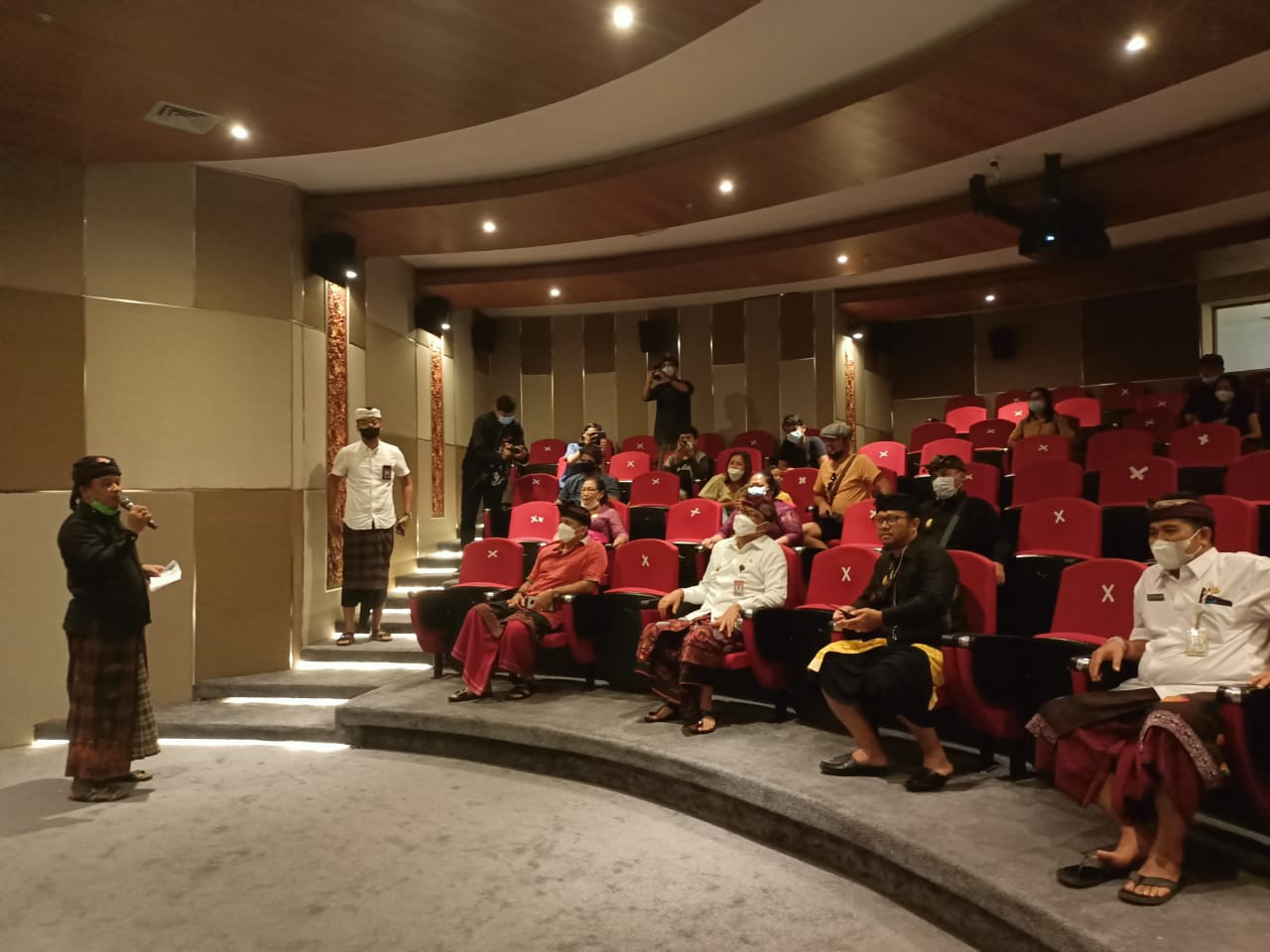 Karya Celekontong Mas Tayang Perdana di DNA Jaya Negara - Arya Wibawa Apresiasi Film 'Pan Balang Tamak' Jadi Wahana Edukasi