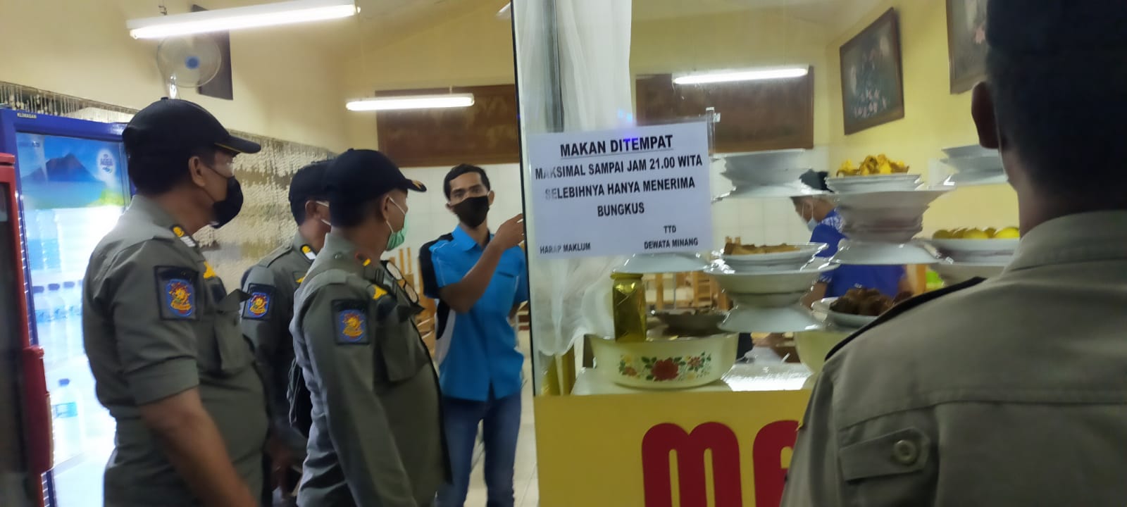 Percepat Penanganan Covid-19, Satpol PP Kota Denpasar Bersama TNI/Polri Laksanakan Patroli Gabungan