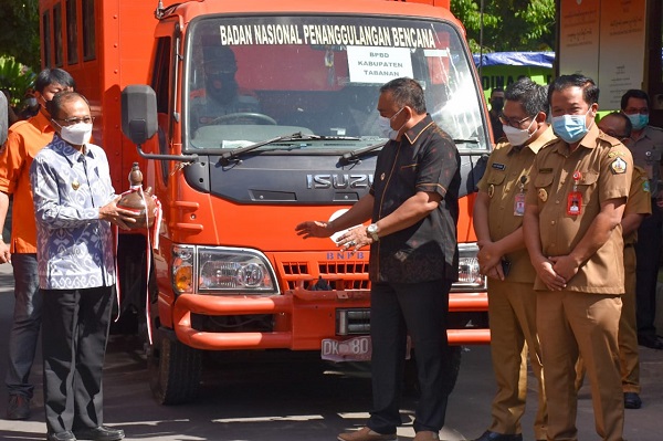 Pemkot Denpasar Terima Bantuan 5 Ton Beras dari Gubernur Bali, Wawali Arya Wibawa: Secepatnya Disalurkan Kepada Masyarakat Yang Belum Tersentuh Bantuan